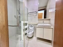 8 Farrer Suites (D8), Apartment #588104571